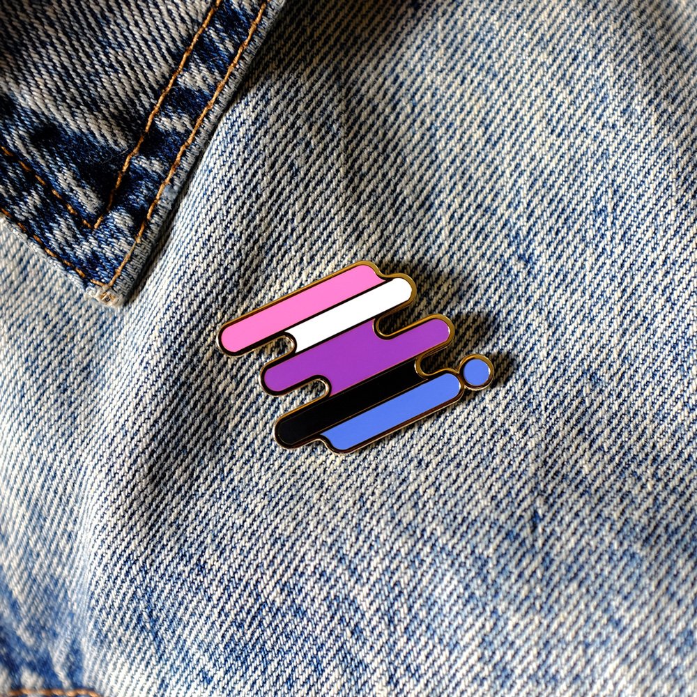 Genderfluid Pride Frog Chibi Gender Fluid Frog Enamel Pin In Genderfluid Flag Cape | LGBTQ Pin Pride Jewelry - Foto 7